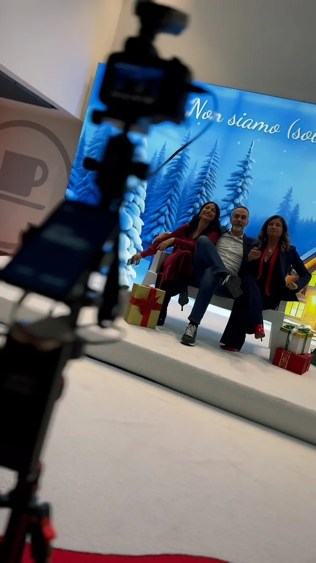 Fiera Milano · set fotografico di Natale - reel SelfieBoost