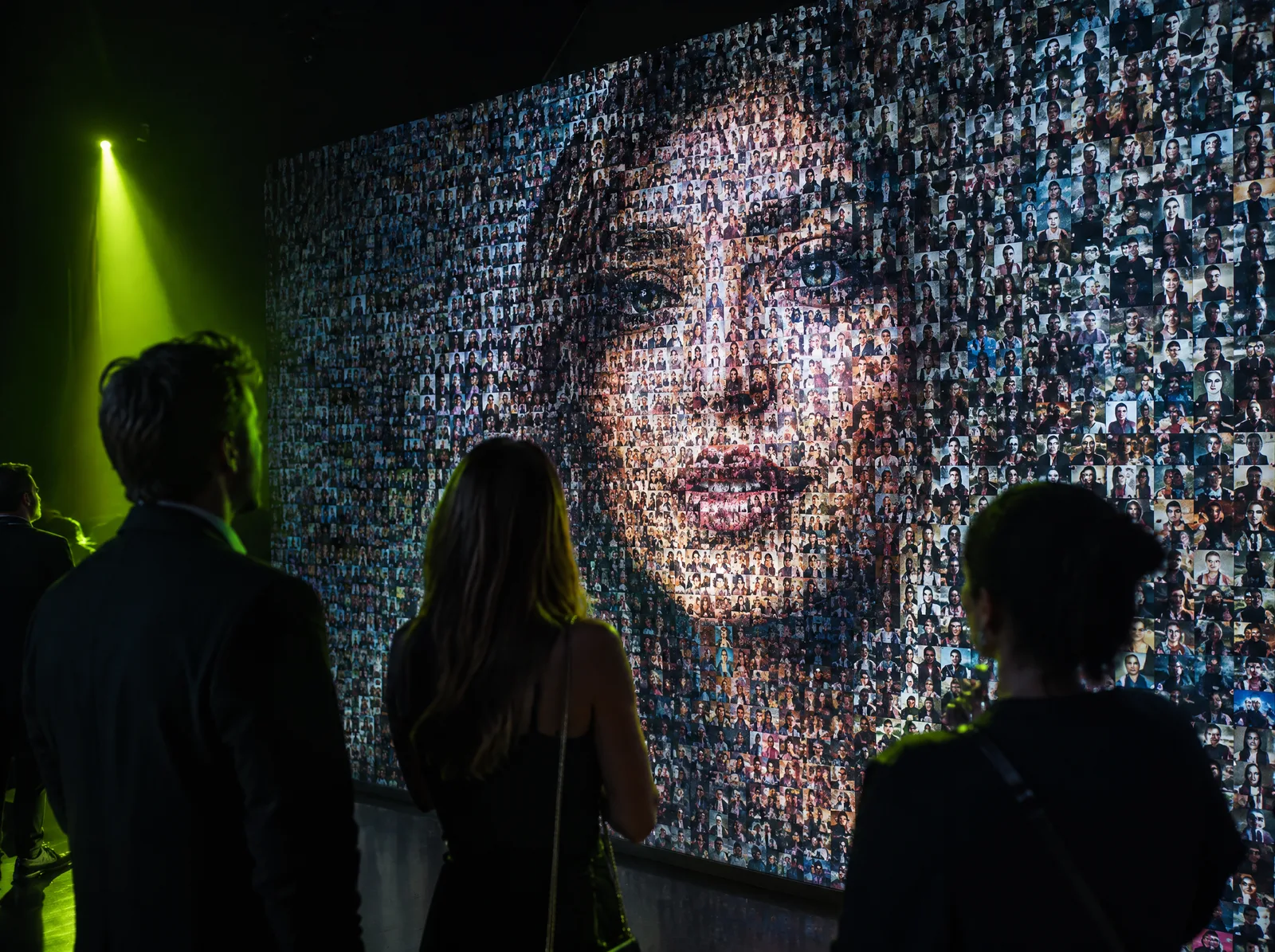 Photobooth Mosaico - idea per eventi SelfieBoost