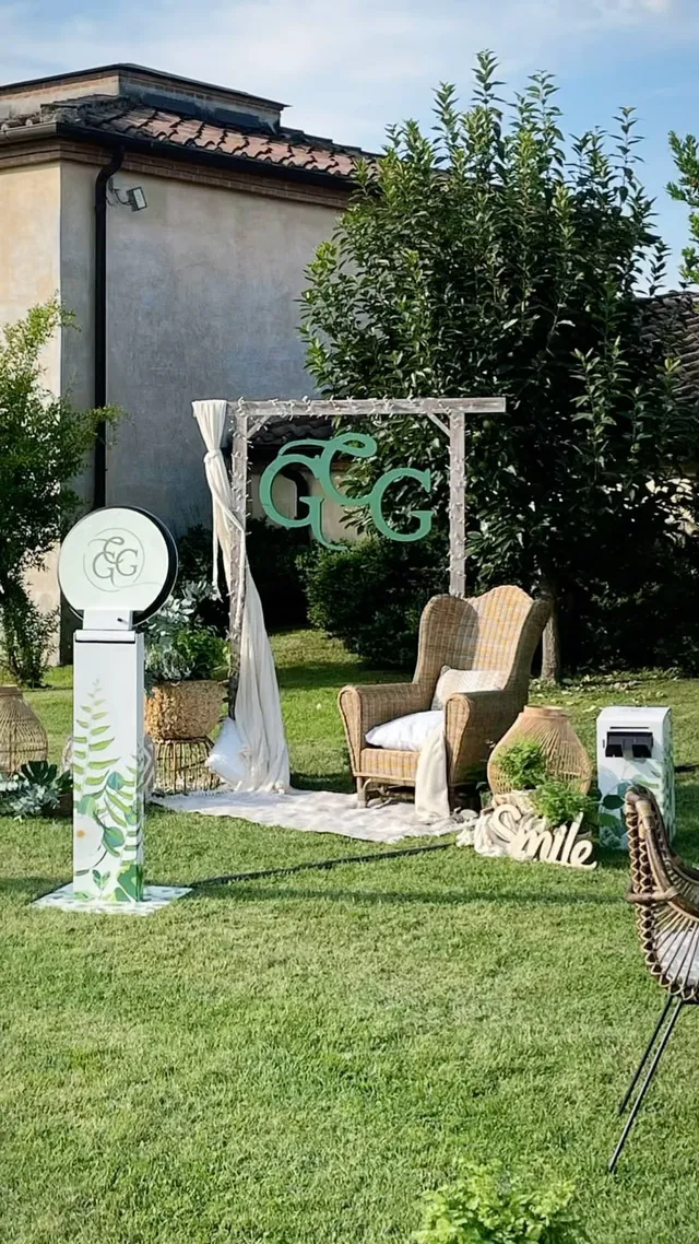 Wedding party in Umbria - SelfieBoost reel